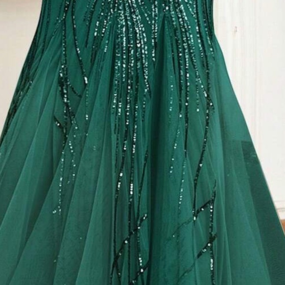Luxe Green Sequin Mermaid Hem Party Evening Wedding Dress - Picture 2 of 3